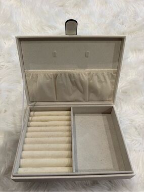 Minimalist Light Grey Jewelry or Accessory Box